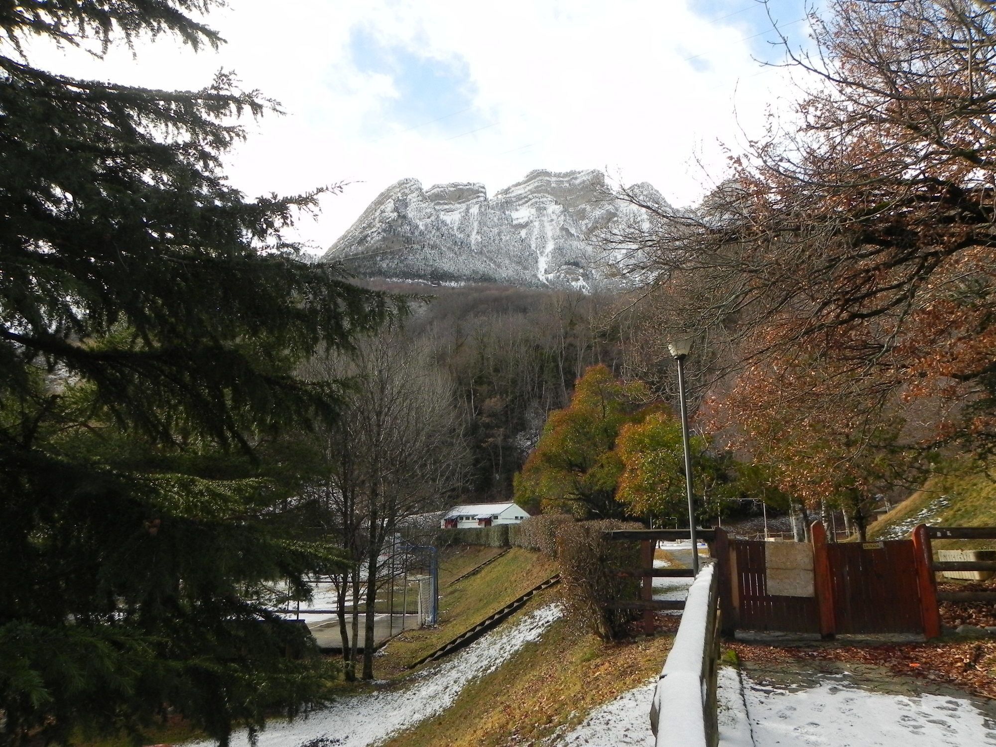 Complejo Bubal Formigal 3000 Apartamento Biescas  Exterior foto
